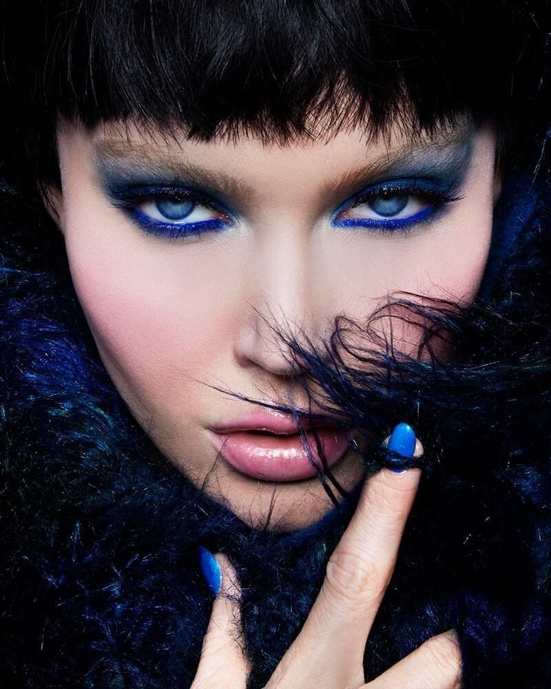 What Color Eyeshadow Is Best for My Eyes? - Scott Barnes