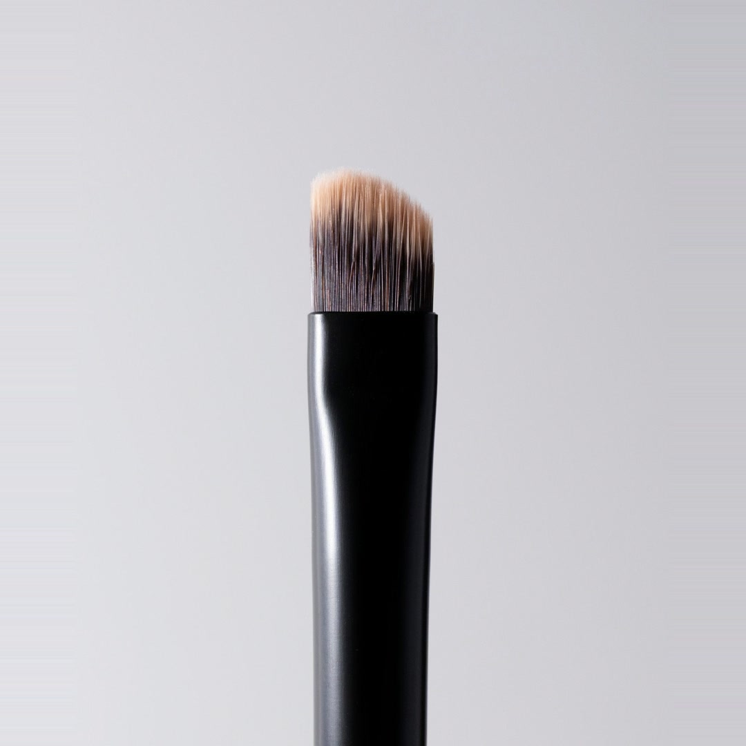 60 - The Lip & Eye Duality Liner Brush - Scott Barnes