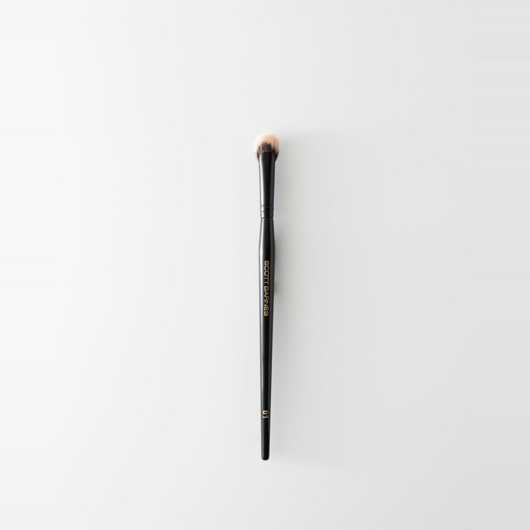 Scott Barnes #61 Eye Fan Soft Highlighting Brush - Scott Barnes