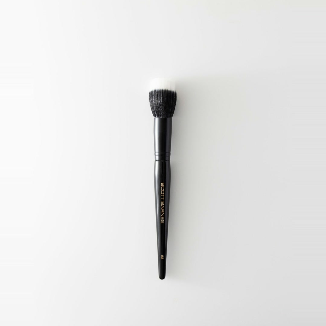 Scott Barnes #68 Skin Perfector Foundation Brush - Scott Barnes